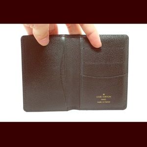 Louis Vuitton Taiga Card Holder